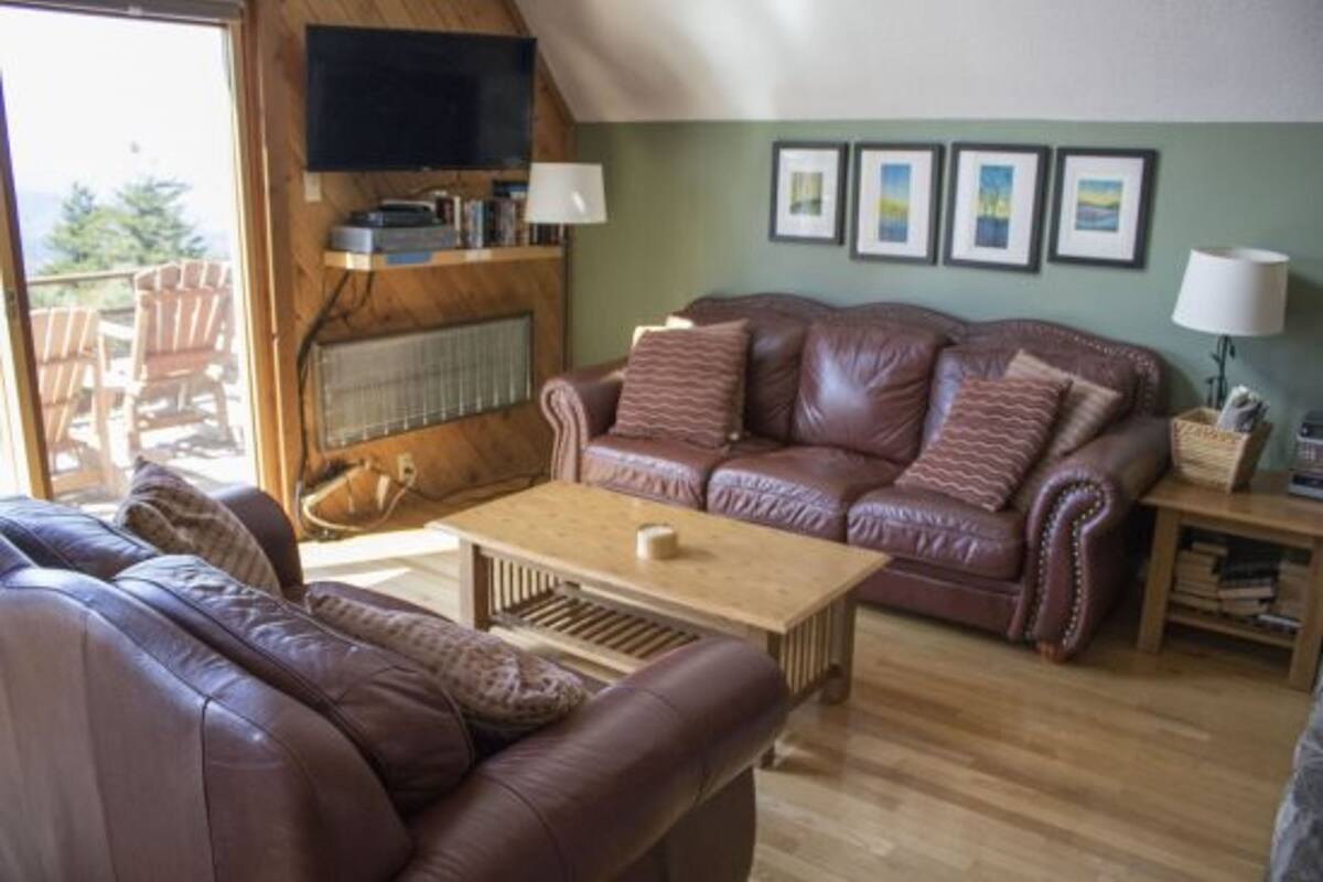 Casa, 4 quartos | Sala de estar