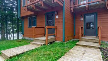 Townhome, 2 Bedrooms | Bahagian luar