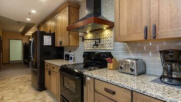 Kondominium, 4 kamar tidur | Dapur pribadi