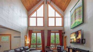 House, 4 Bedrooms | Ruang tamu