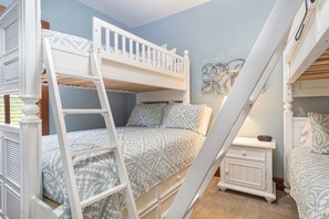 House, 5 Bedrooms | 5 bedrooms, individually decorated, individually furnished