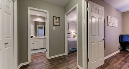 Comal River Getaway at the Fluss Haus B204