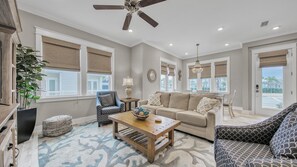 Fernseher, DVD-Player