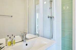 Bathroom - Residence Le Domaine de la Corniche - Vacanceole (Auberville)