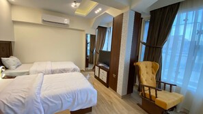 4 bedrooms
