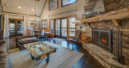 Luxury chalet with pool