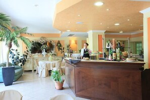 Bar (en la propiedad)