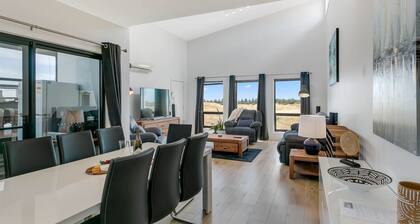 Fairway 1 - 9/19 Troon Drive