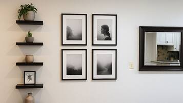 Smart TV, fireplace, DVD player, stereo