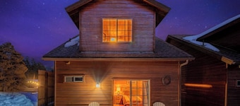 Wooden Nickel Cabins #1 in Christopher Creek - Game Room - Borders Nat'l Forest