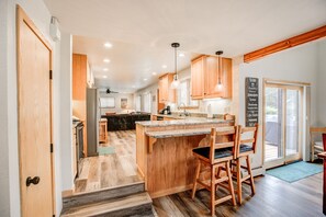 Fridge, microwave, stovetop, dishwasher - Royal Aspen Retreat Home: Lovely Setting, Spacious (Breckenridge)
