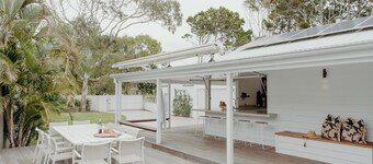 Paradise Palms - pet-friendly beach home with pool