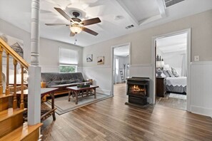 Smart TV, fireplace, DVD player, books