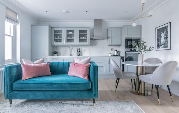 1 bedroom, Internet - Royal Kensington - 1 bed (London)