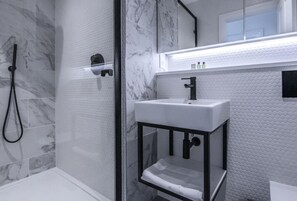 ห้องน้ำ