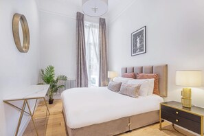 Apartment - Royal Kensington - Premium 2 bed (London)