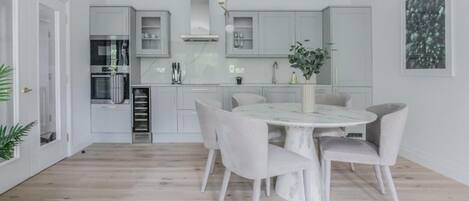 아파트 | 3 개의 침실, 무료 유선 인터넷