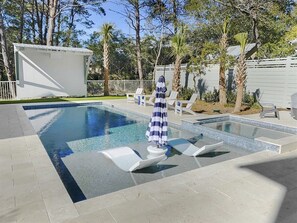 Piscine extérieure, piscine chauffée