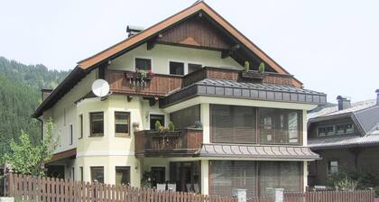 Chalet in Krimml bei Wasserfällen