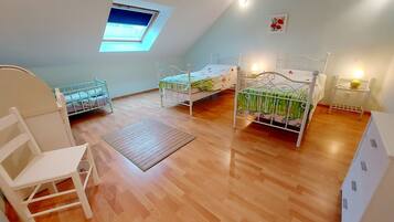 3 habitaciones y escritorio