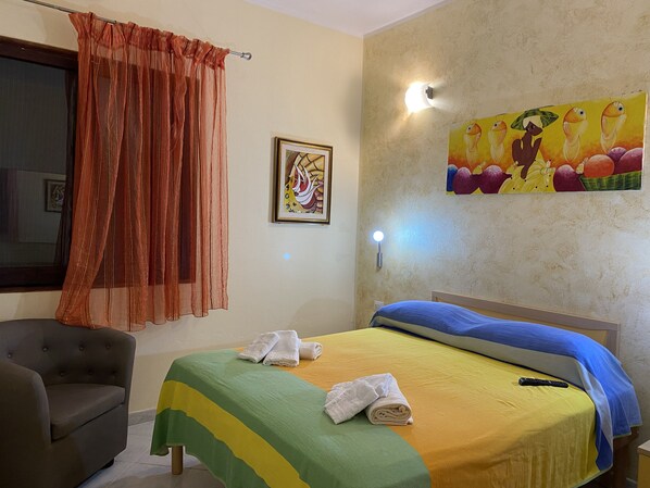 1 chambre, fer et planche à repasser, accès au Wi-Fi (inclus)