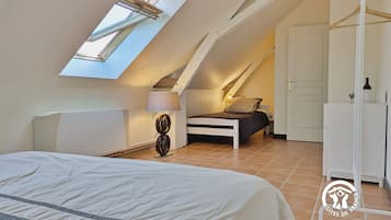 2 slaapkamers, reisbedje, gratis wifi, beddengoed
