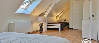 Modern renovated cottage with large garden and wifi, ideal for families or professionals