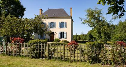 Charming XIX Century Home with Garden, Near River, Hiking Trails, and Historic Sites