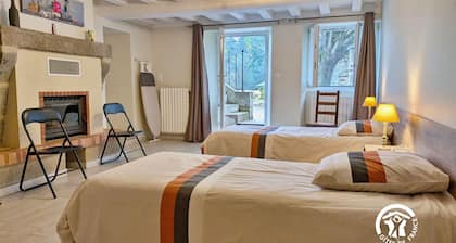 Charming Countryside Retreat with Farm Experience and Nearby Forest