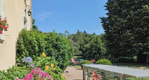 Maison de maître avec étang privé, jeux, vélos et équipements bébé, à la campagne de Cossé-le-Vivien