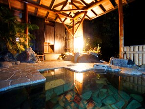 Aguas termales