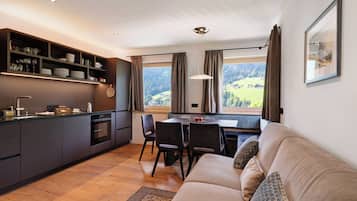 Televisio, pöytätennispöytä