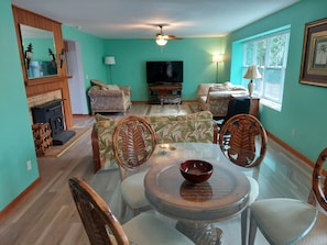 Smart TV, fireplace, DVD player, books