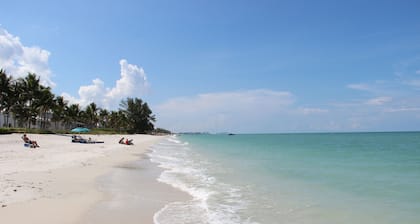 First floor unit at The Citadel in Bonita Springs - Close to Bonita Beach!