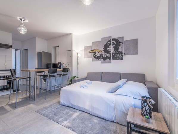 1 Schlafzimmer, Bügeleisen/Bügelbrett, Bettwäsche