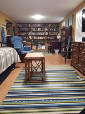 المنشأة من الداخل