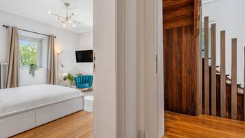 3 Schlafzimmer, Schreibtisch, Bügeleisen/Bügelbrett, WLAN