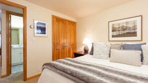 Unclassified image, 2 of 41, button - Comfort & Location - 2 BR, 2BA - Walk to Gondola! (Aspen)