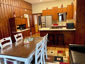 Dining - Haven on the Hill (Pawhuska)
