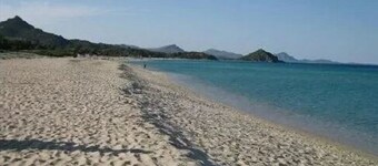 Villa at 300mt. beach CalaSinzias, WI-FI, A/C, Pets yes 10% DISCOUNT