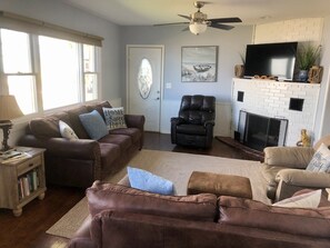Smart TV, fireplace, DVD player, foosball