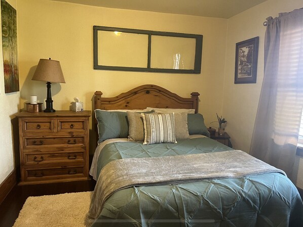 3 bedrooms, WiFi, bed sheets