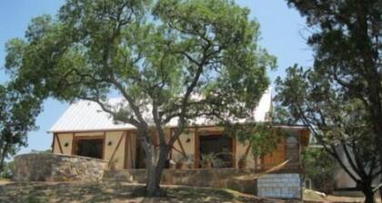 Rick’s Comfort Cabin where the stars are big and bright in Texas.