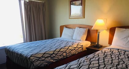 2Br(SLP 7) Hotel Suite With Balcony Near Dixie Stampede