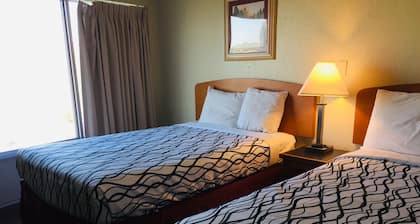 2Br(SLP 7) Hotel Suite With Balcony Near Dixie Stampede 