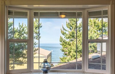 Ocean-View House with Hot Tub – Perfect for Couples & Families