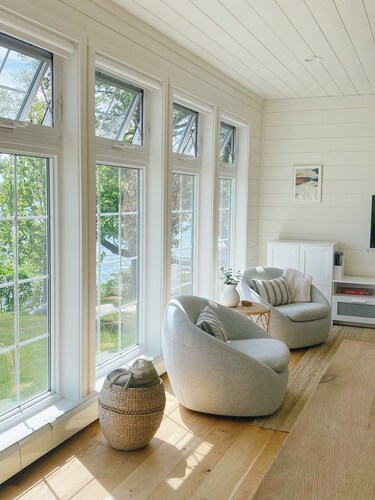 Haven on Ida - Modern, Cozy Lakefront Cabin