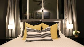 2 slaapkamers, een bureau, een strijkplank/strijkijzer, gratis wifi