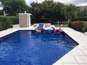 Outdoor pool - Private house, summer all the time, near Bogotá, condominium near Girardot. (Llano Del Pozo)