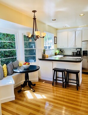 Microwave, dishwasher, coffee/tea maker, cookware/dishes/utensils